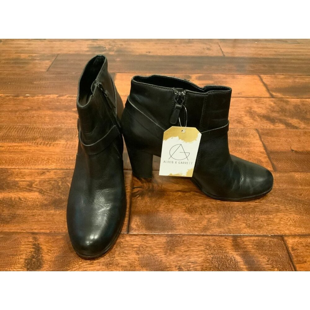 Cole Haan Black Leather Ankle Booties w/ Block Heel, Size 9.5 (US)